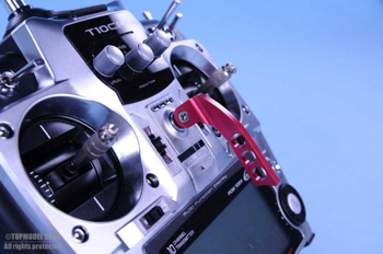 GANCIO DI BILANCIAMENTO PER TRASMITTENTI FUTABA