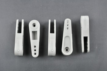 Squadretta per tirante uniball  MAXI per servi  GRAUPNER - L= 52,5 mm.