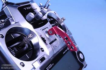 GANCIO DI BILANCIAMENTO PER TRASMITTENTI FUTABA